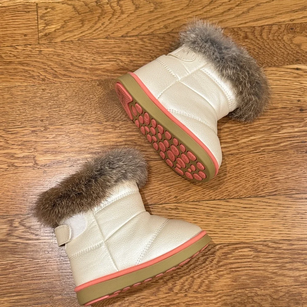 Rabbit Fur Trimmed Gold toddler boots Sz 23 toddler NWOT faux fur lined